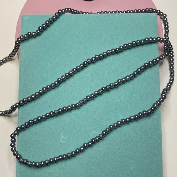 💛 Vintage Grey Blue Small Pearl Necklace - Picture 4 of 5